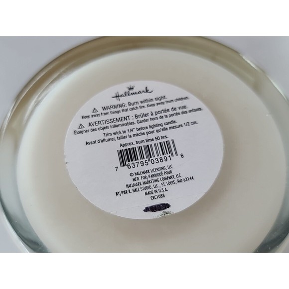Crafters & CO. Exclusively From Hallmark Gold Crown Peony Candle 8oz - Picture 7 of 10